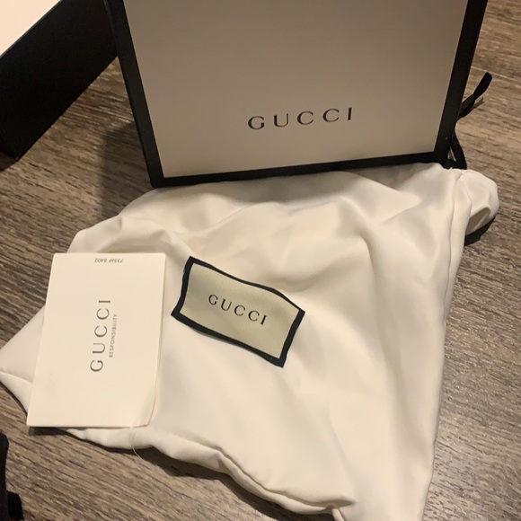 GUCCI Black Leather belt with Double G buckle - Picture 7 of 8